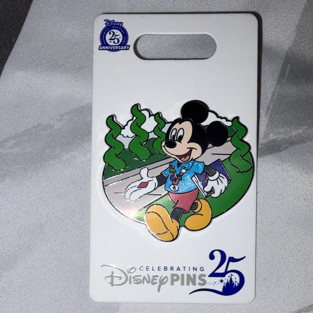 Disney Mickey Mouse pin trading